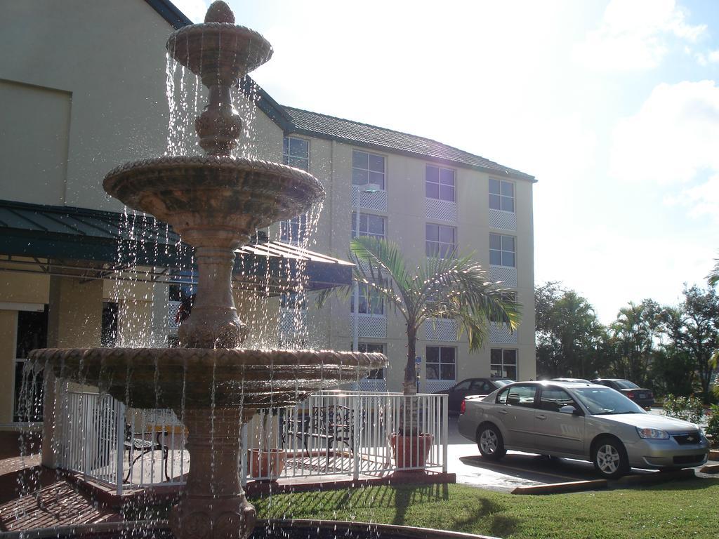 The Palms Inn & Suites Miami, Kendall, Fl מראה חיצוני תמונה